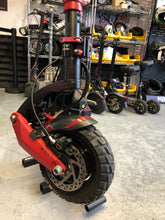 Laden Sie das Bild in den Galerie-Viewer, Used & approved Zero 10X | LG 60V 21ah | 3600W