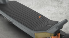 Cargar imagen en el visor de la galería, APOLLO CITY PRO 2022 ELECTRIC SCOOTER
